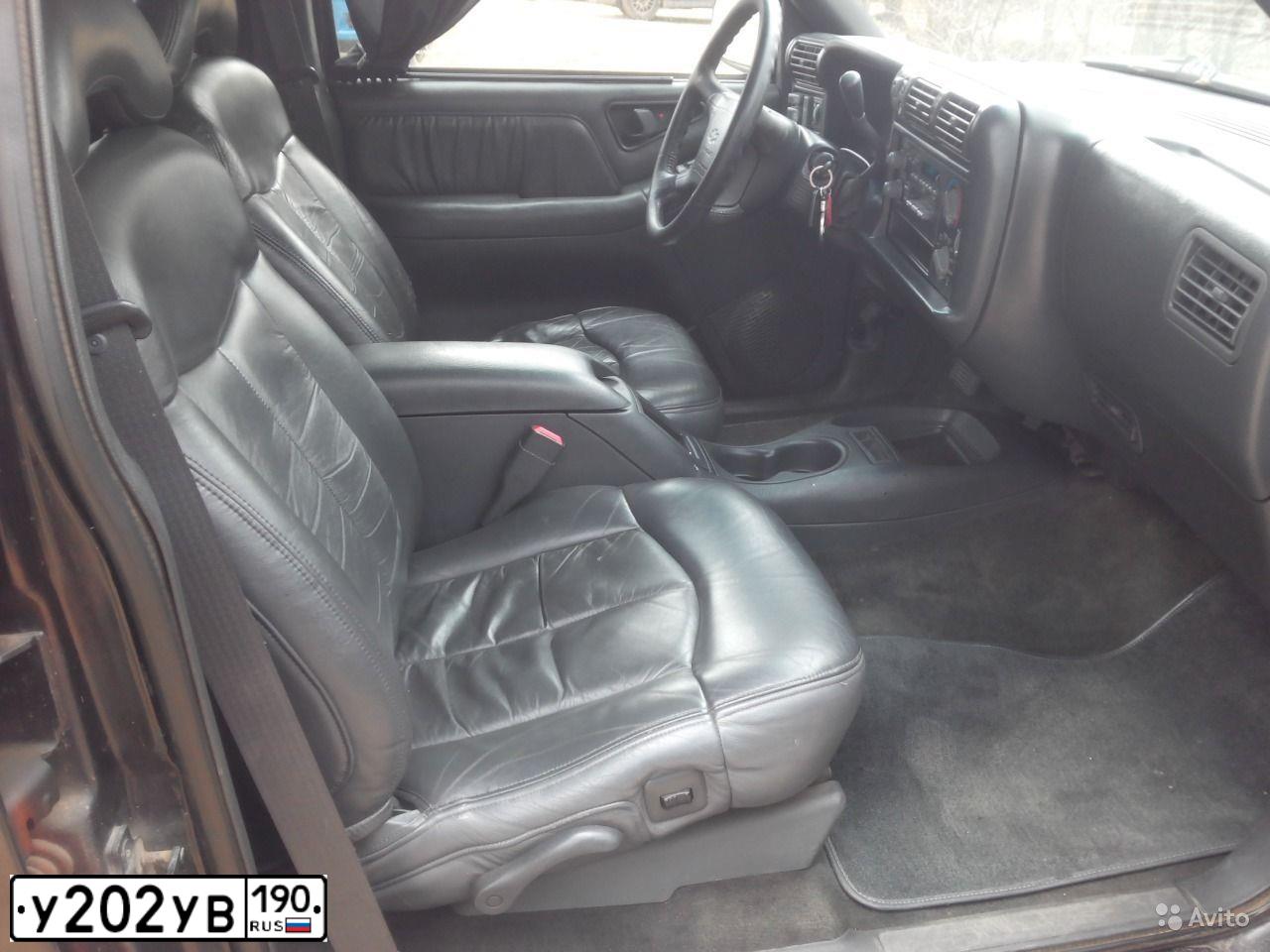 Фото автомобиля CHEVROLET BLAZER, 1995 — госномер Х308НВ31. Цвет: ЧЕРНЫЙ