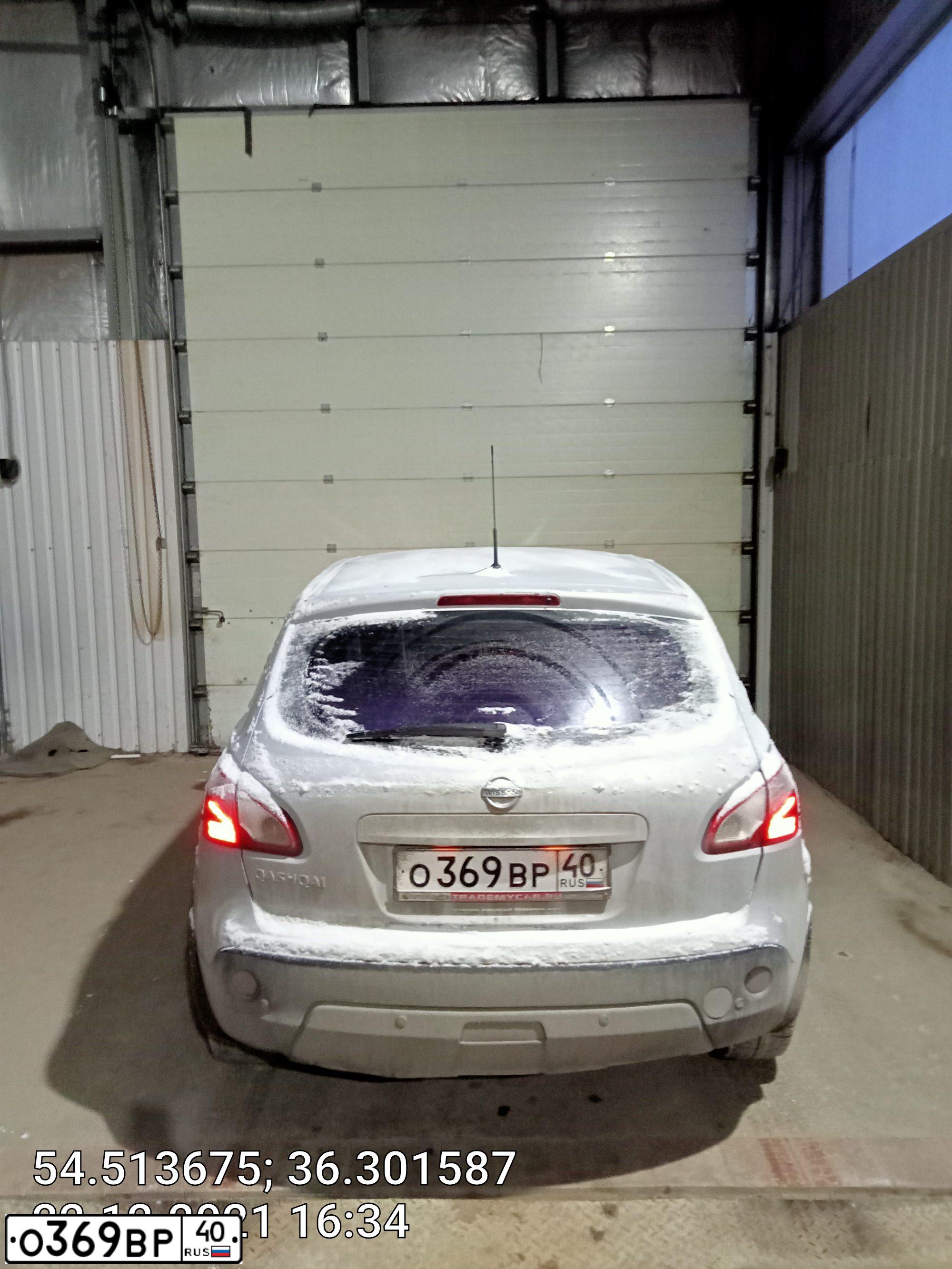 Фото автомобиля NISSAN QASHQAI, 2010 — госномер О369ВР40. Цвет: СЕРЫЙ