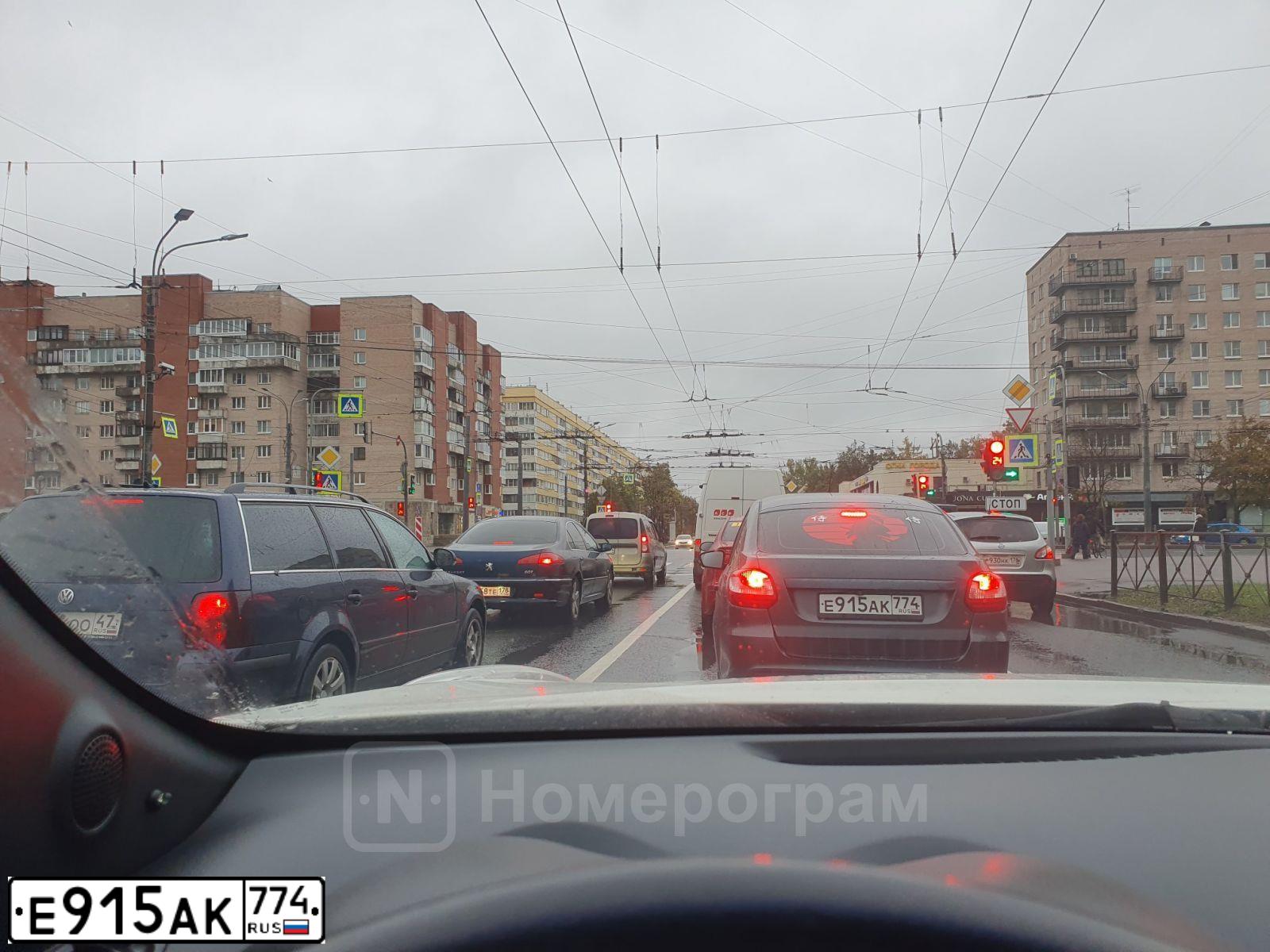 Фото автомобиля LADA 2191 GRANTA, 2020 — госномер Е915АК774. Цвет: СЕРЫЙ