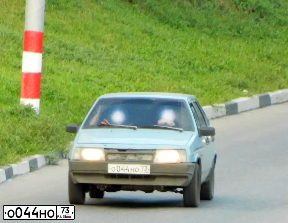 Фото автомобиля LADA 2109 SAMARA, 1990 — госномер М419НМ73. Цвет: Серо-голубой