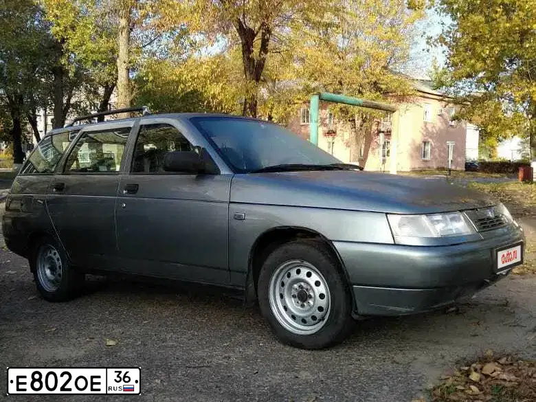 Фото автомобиля LADA 2111 LADA, 2008 — госномер Е802ОЕ36. Цвет: СРЕДН СЕРО-ЗЕЛЕНЫЙ МЕТ