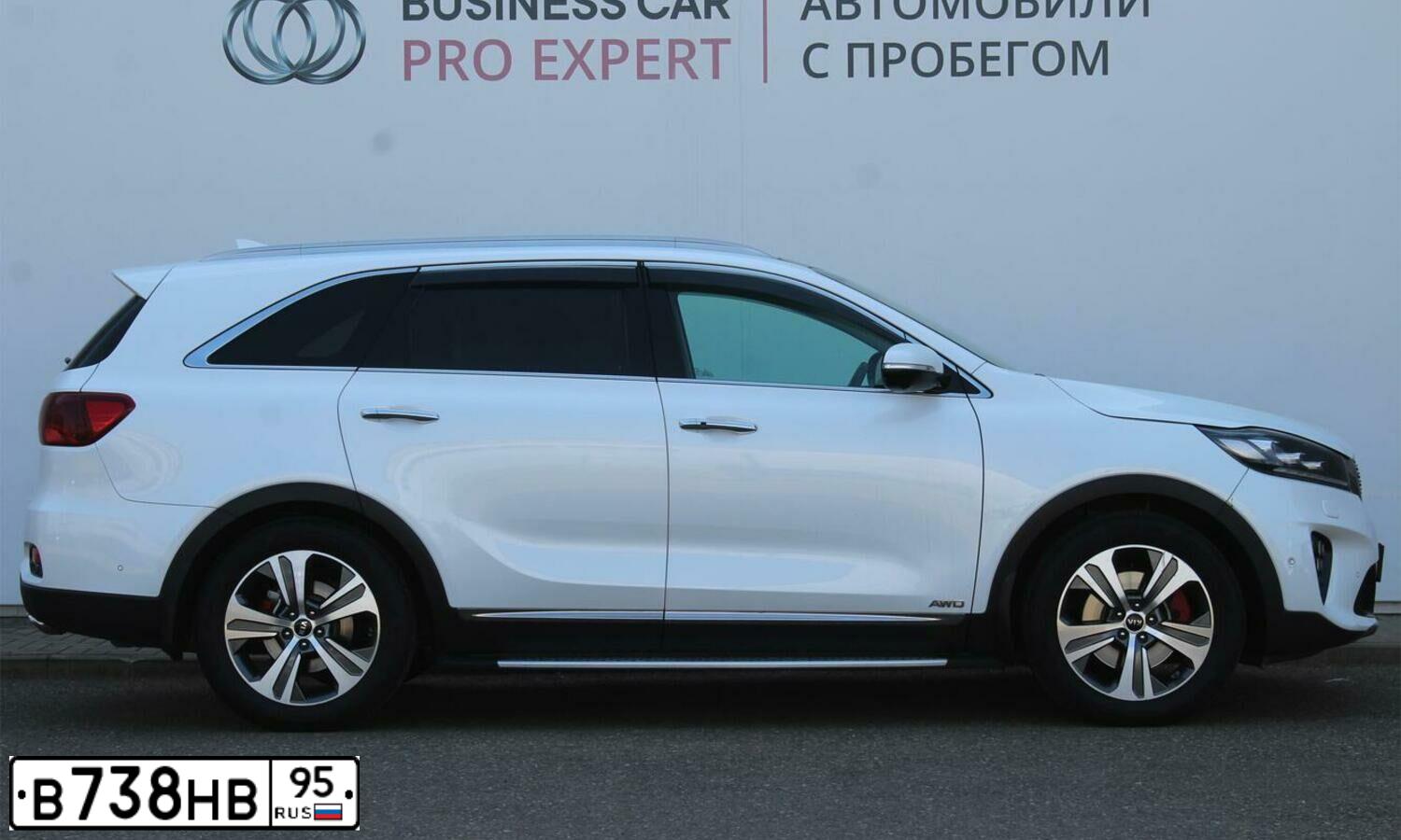Фото автомобиля KIA SORENTO, 2018 — госномер В738НВ95. Цвет: БЕЛЫЙ