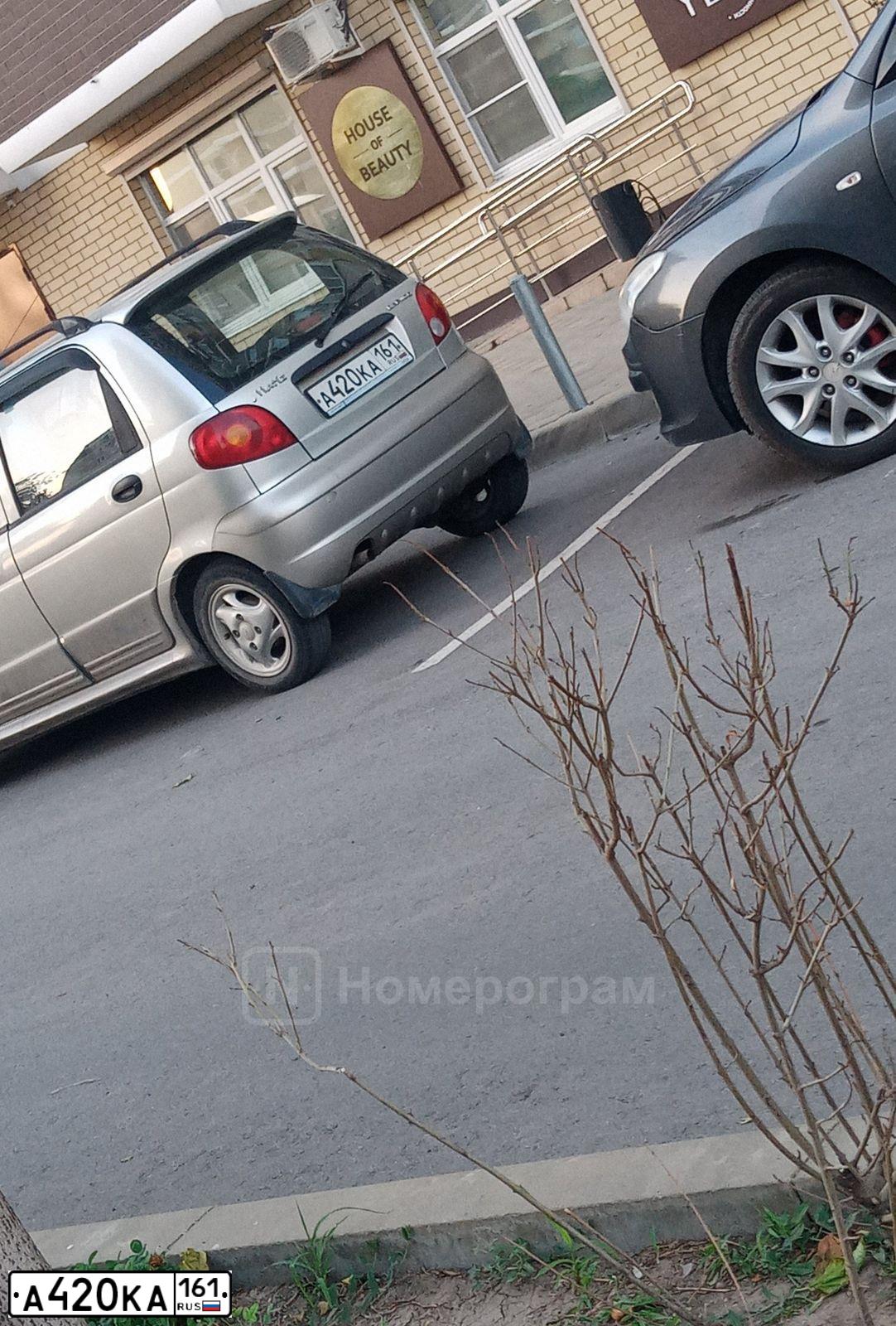 Фото автомобиля DAEWOO MATIZ, 2009 — госномер А420КА161. Цвет: СЕРЕБРИСТЫЙ