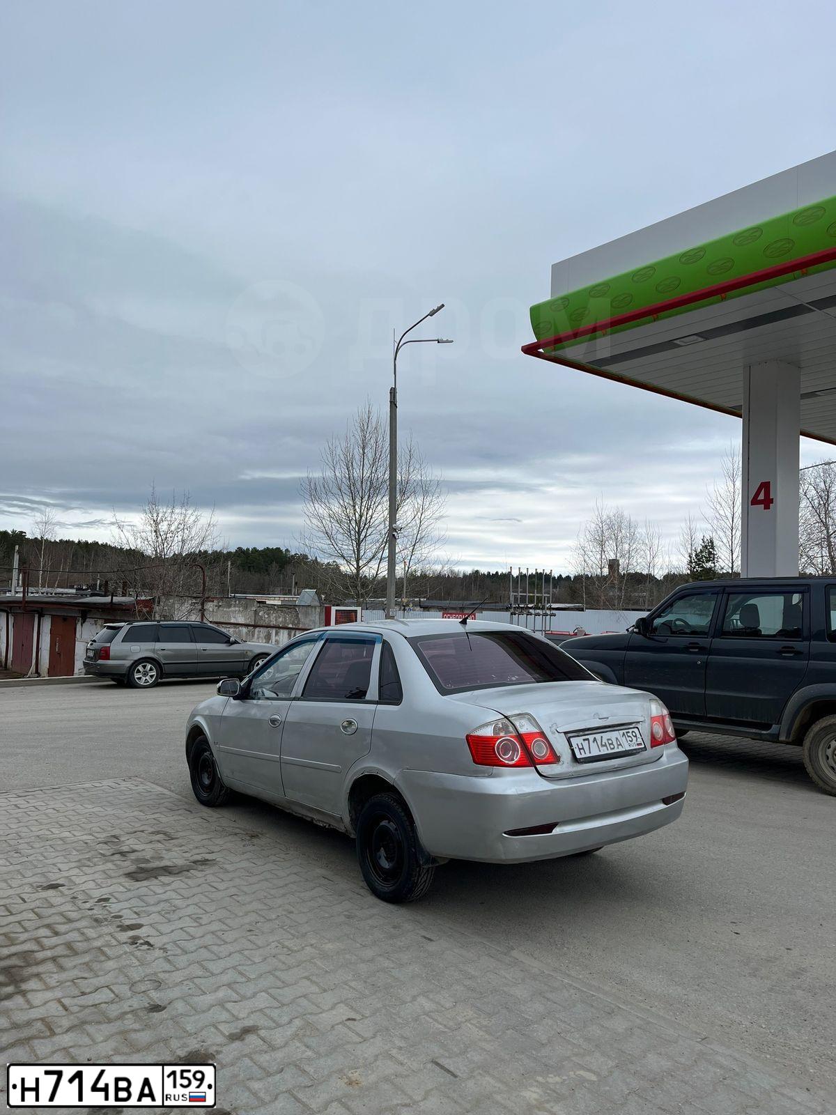 Фото автомобиля LIFAN BREEZ, 2010 — госномер Н714ВА159. Цвет: СЕРЕБРО