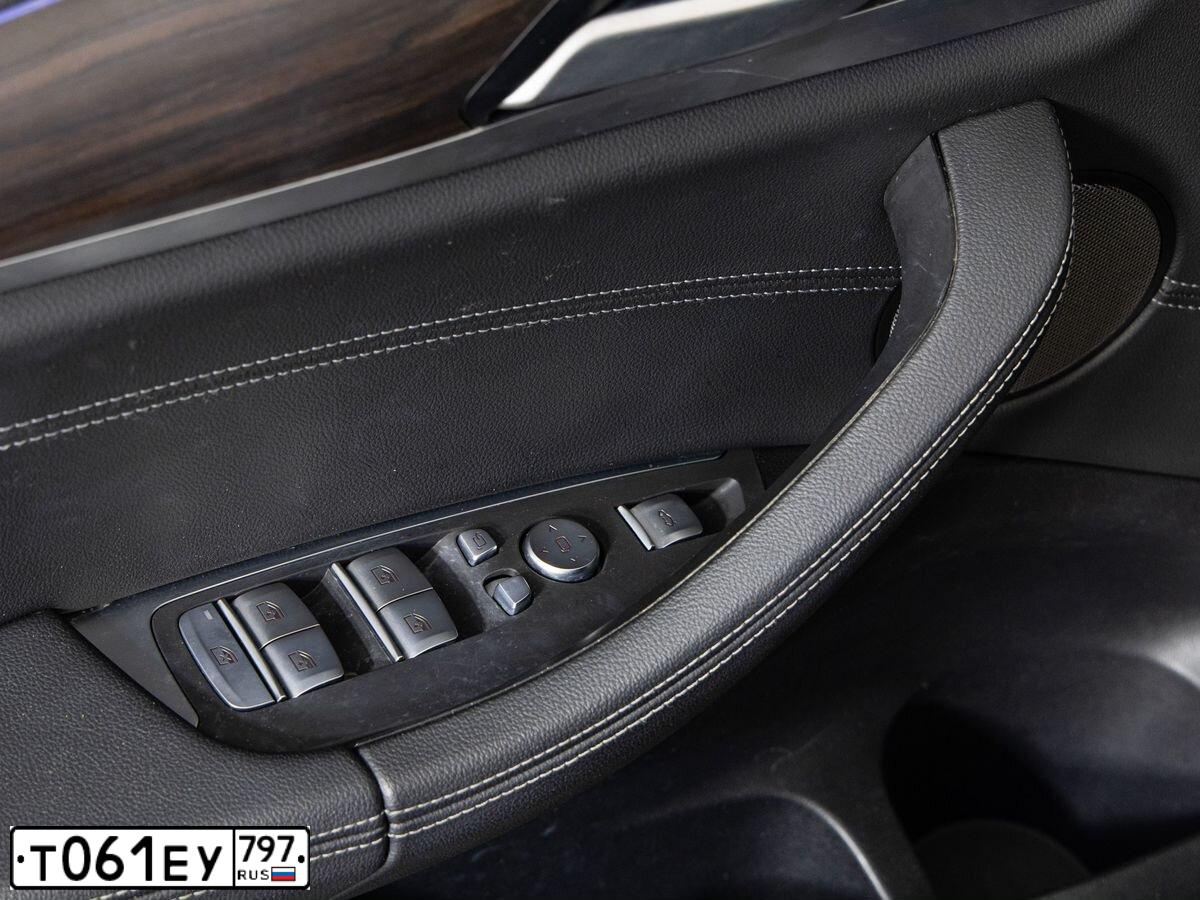 Фото автомобиля BMW X3 XDRIVE30D, 2021 — госномер Н183ТР198. Цвет: ЧЕРНЫЙ