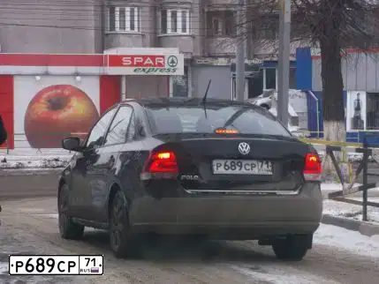 Фото автомобиля VOLKSWAGEN POLO, 2013 — госномер Р689СР71. Цвет: ЧЕРНЫЙ