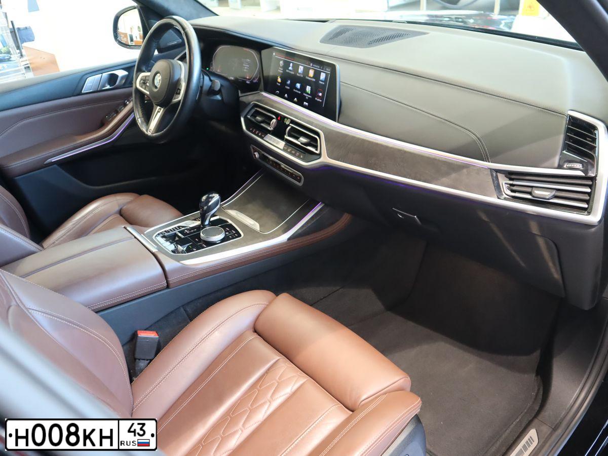 Фото автомобиля LADA 2114 SAMARA, 2006 — госномер Н008КН43. Цвет: МОЛОЧНО-БЕЛЫЙ СЕРЕБРИСТЫЙ
