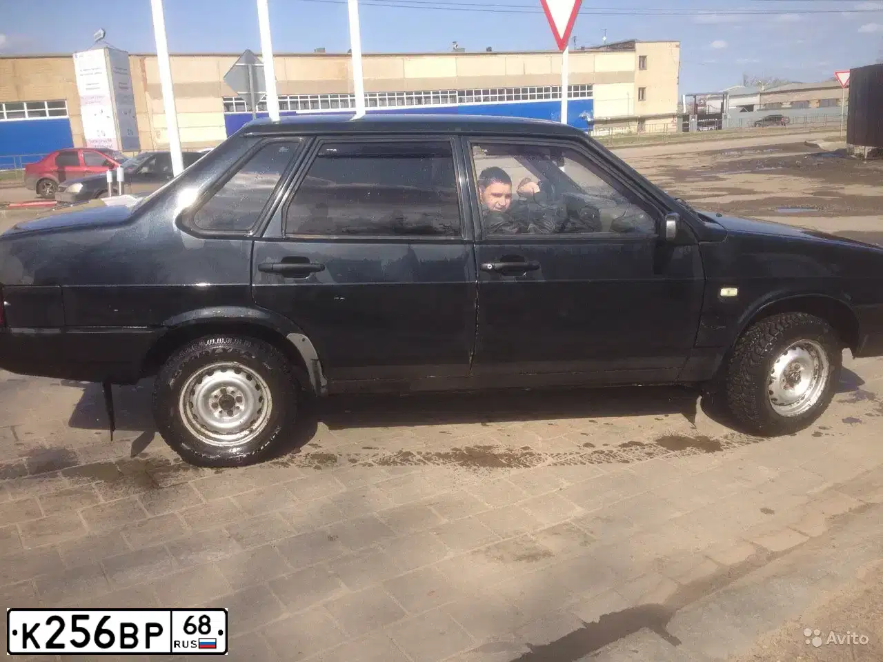 Фото автомобиля LADA 2109 SAMARA, 1995 — госномер К256ВР68. Цвет: ЧЕРНЫЙ