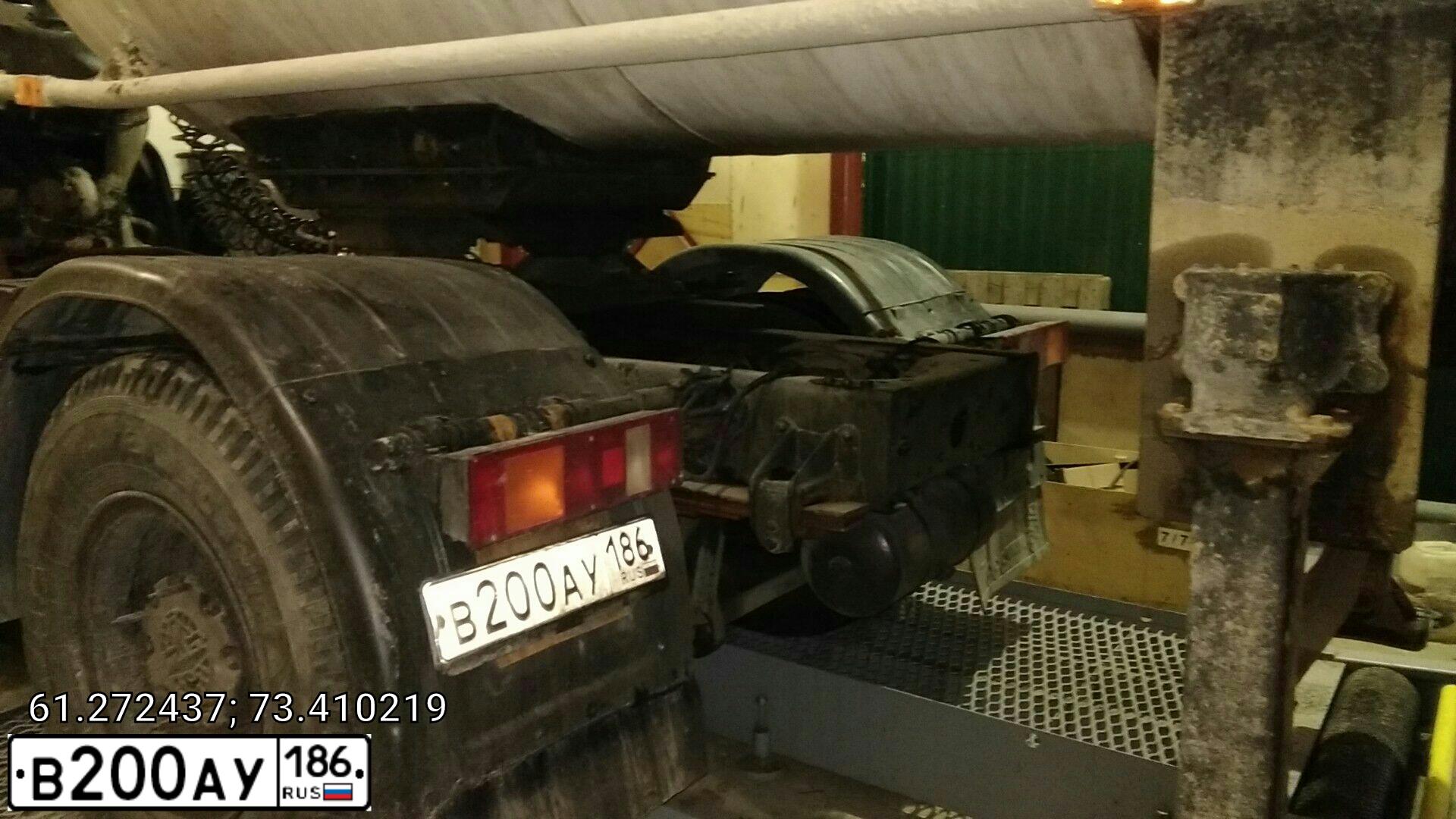 Фото автомобиля LADA 2115 SAMARA, 2002 — госномер Е611ОК45. Цвет: СВЕТЛО-СЕРЕБРИСТЫЙ МЕТАЛЛ