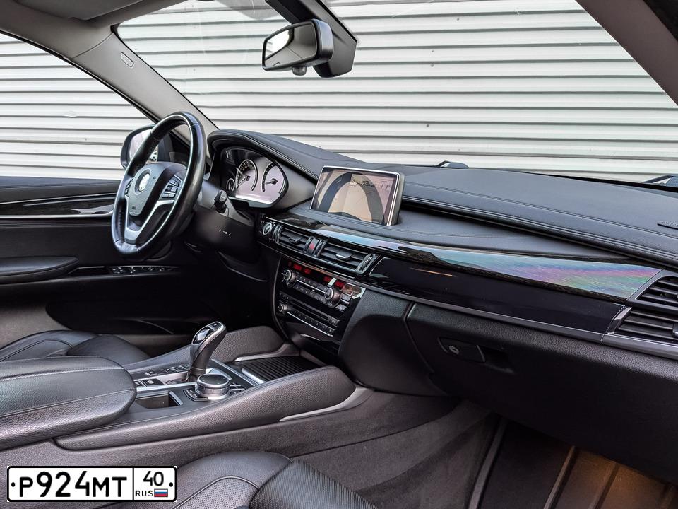 Фото автомобиля BMW X6, 2016 — госномер О314ОС797. Цвет: Коричневый