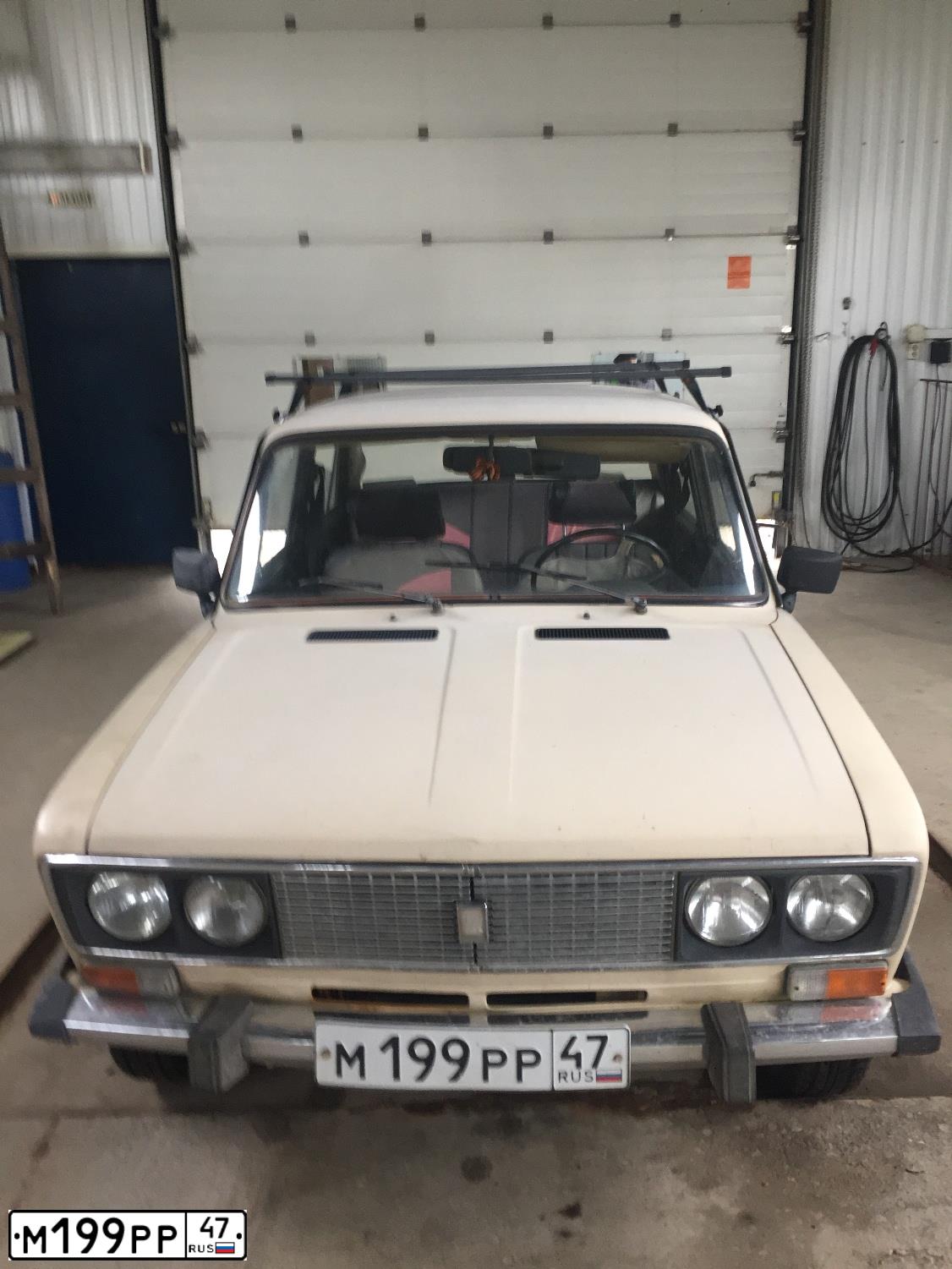 Фото автомобиля LADA 2106, 1990 — госномер М199РР47. Цвет: БЕЖЕВЫЙ
