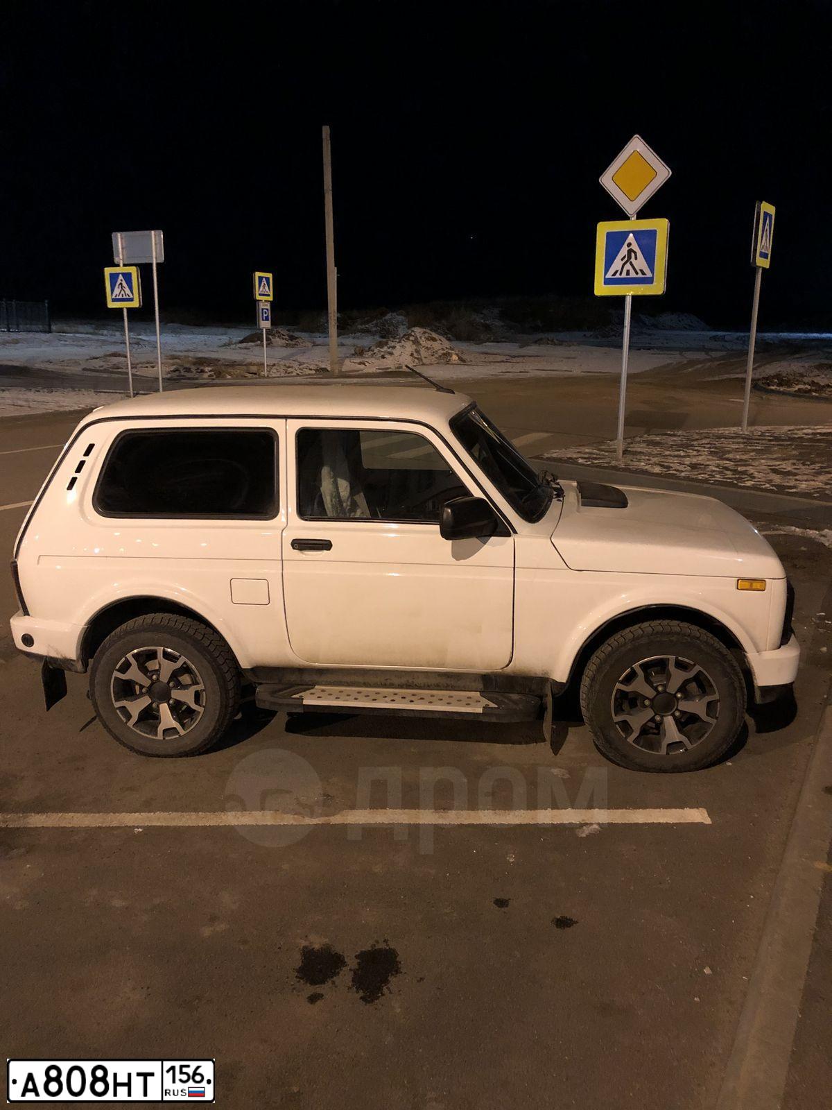 Фото автомобиля LADA 2121 NIVA, 2020 — госномер Е679ВН156. Цвет: Белый