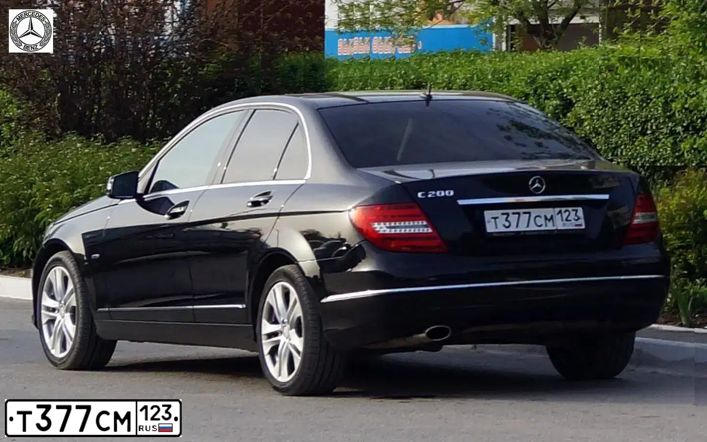 Фото автомобиля MERCEDES C-KLASSE, 2011 — госномер Т377СМ123. Цвет: ЧЕРНЫЙ
