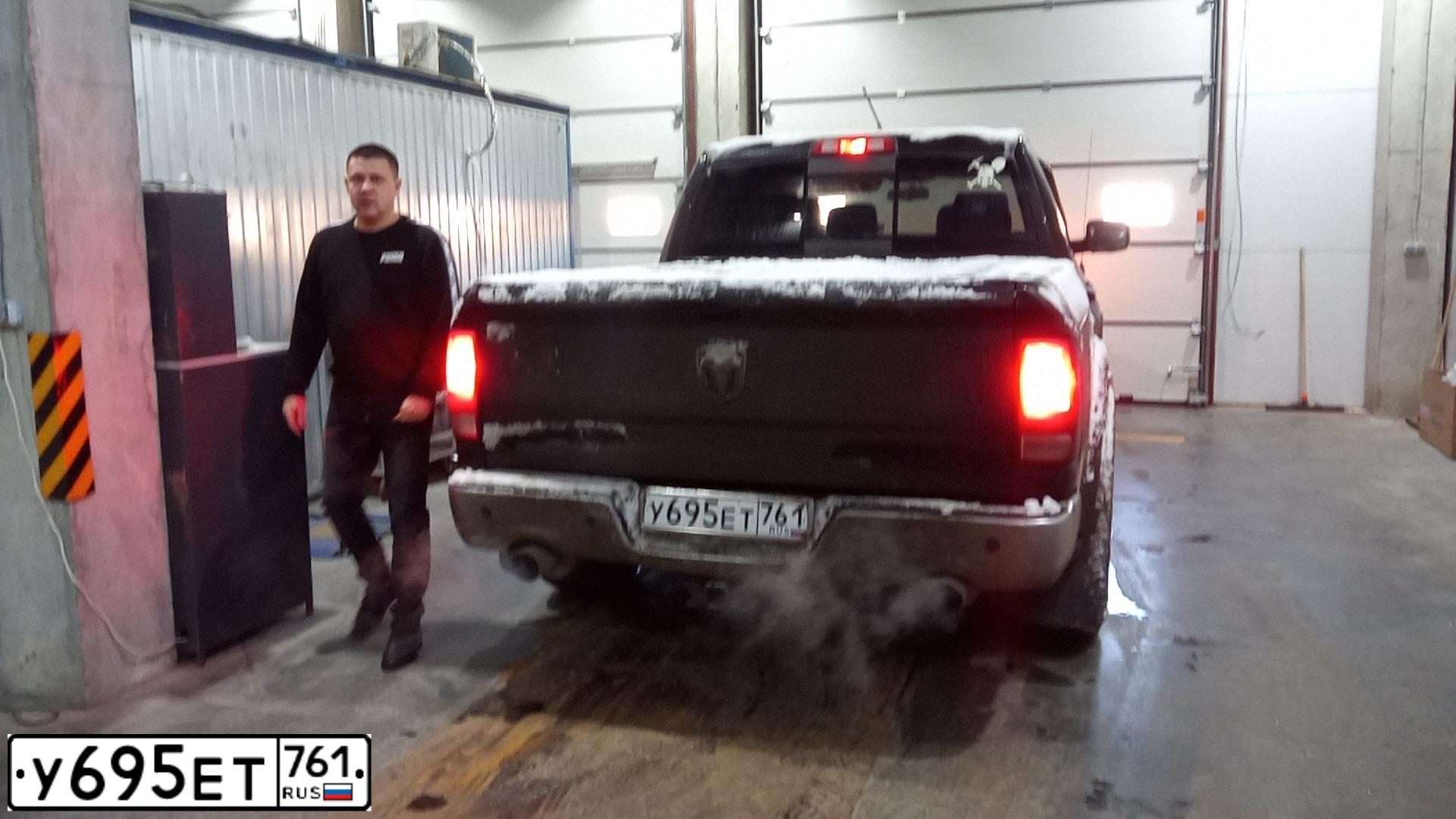 Фото автомобиля DODGE RAM, 2009 — госномер С227МК761. Цвет: ЧЕРНЫЙ