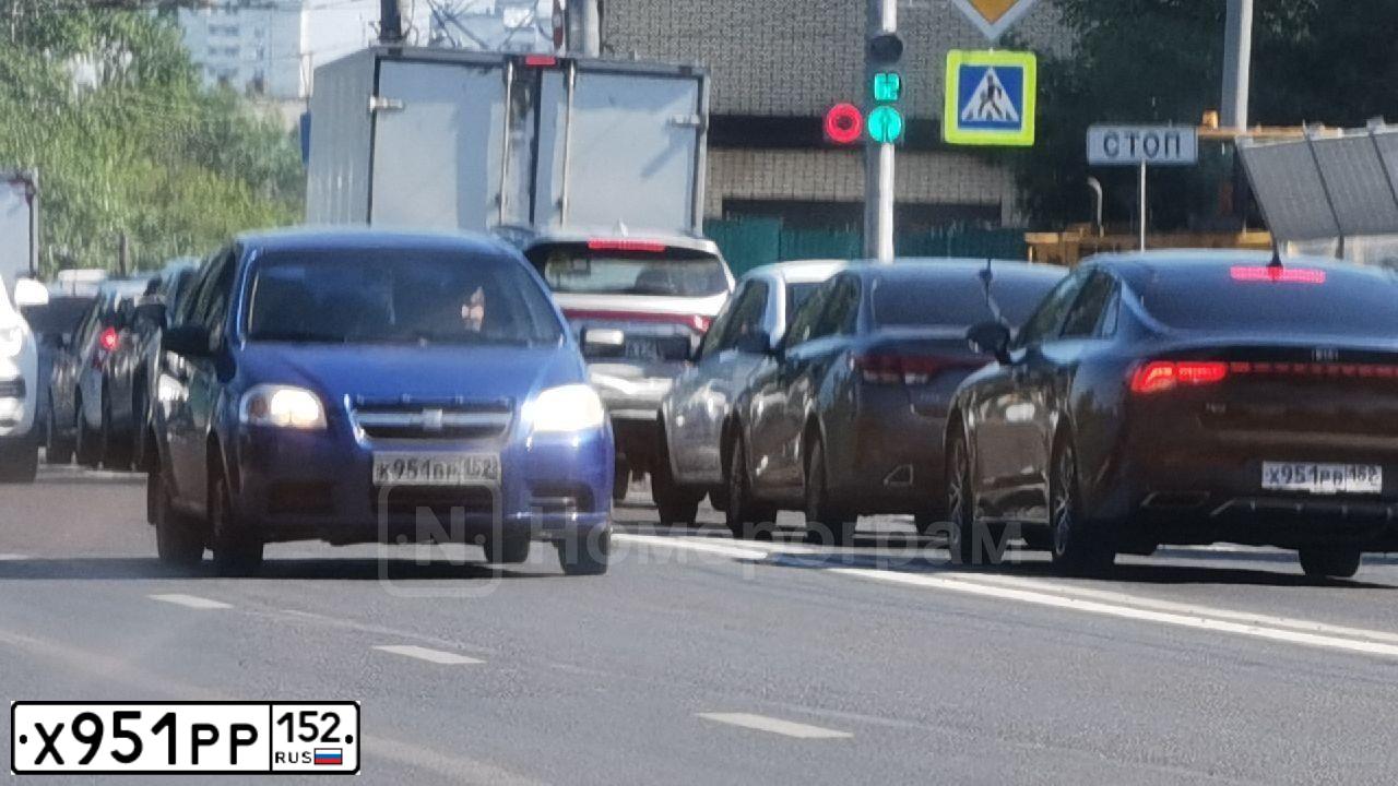 Фото автомобиля VOLVO S60, 2008 — госномер Х888ЕК77. Цвет: ЧЕРНЫЙ