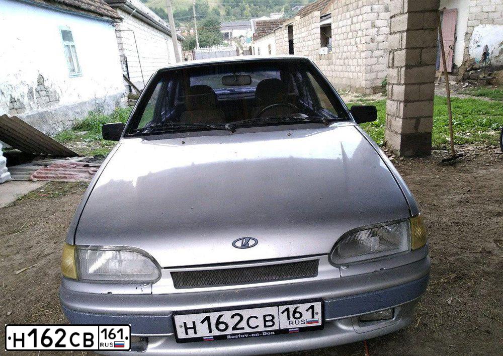 Фото автомобиля LADA 2114 SAMARA, 2006 — госномер К322АЕ126. Цвет: СВЕТЛО-СЕРЕБРИСТЫЙ МЕТ.