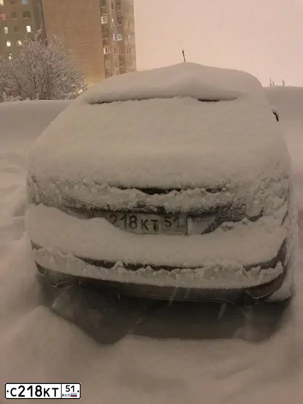 Фото автомобиля RENAULT SANDERO, 2011 — госномер А227ОК51. Цвет: ЧЕРНЫЙ