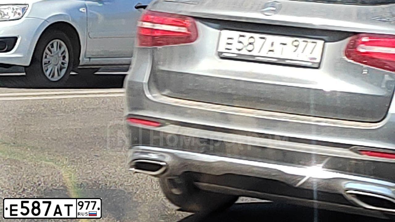 Фото автомобиля MERCEDES GLC-KLASSE, 2017 — госномер О367АХ799. Цвет: СЕРЫЙ