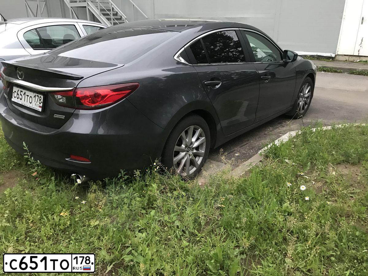 Фото автомобиля MAZDA 6, 2014 — госномер М727УА10. Цвет: СЕРЫЙ