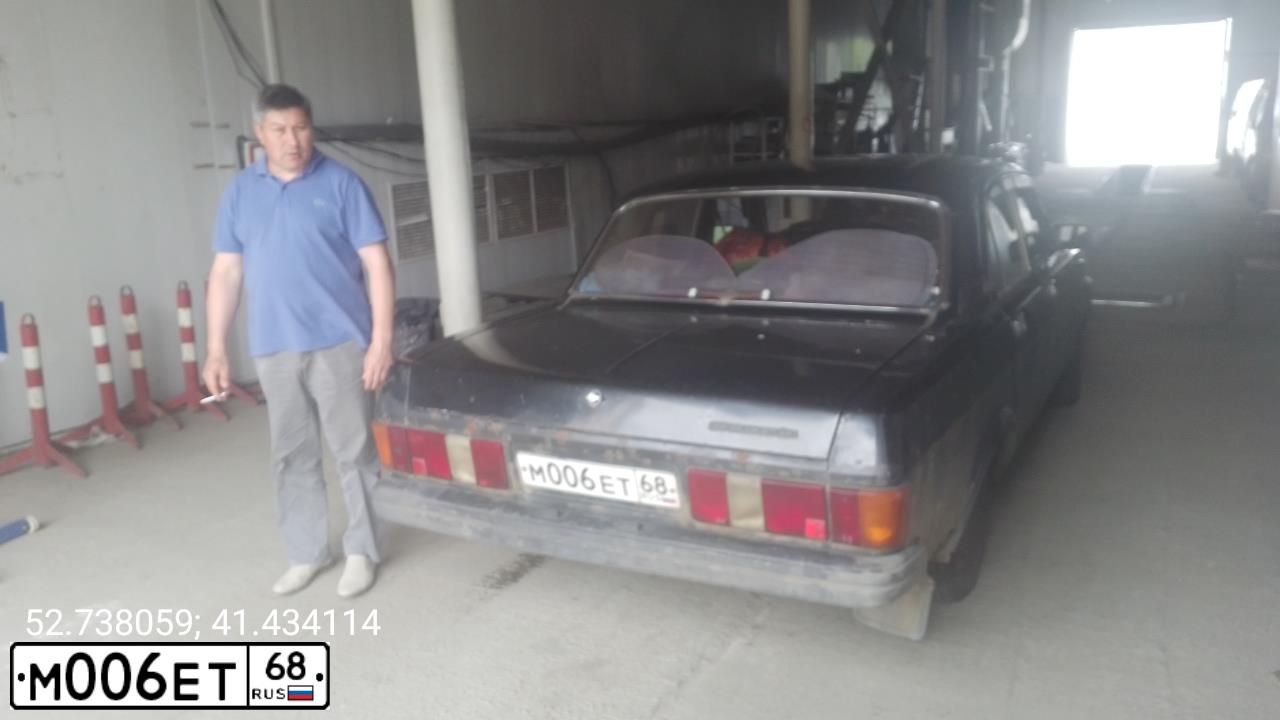 Фото автомобиля GAZ 3102 WOLGA, 1995 — госномер М006ЕТ68. Цвет: ЧЕРНЫЙ