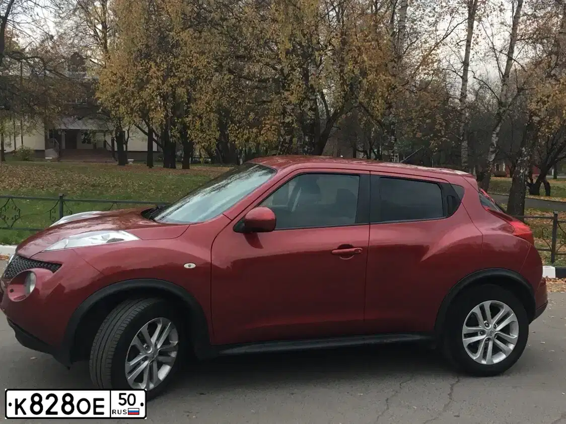 Фото автомобиля NISSAN JUKE, 2011 — госномер У286КН180