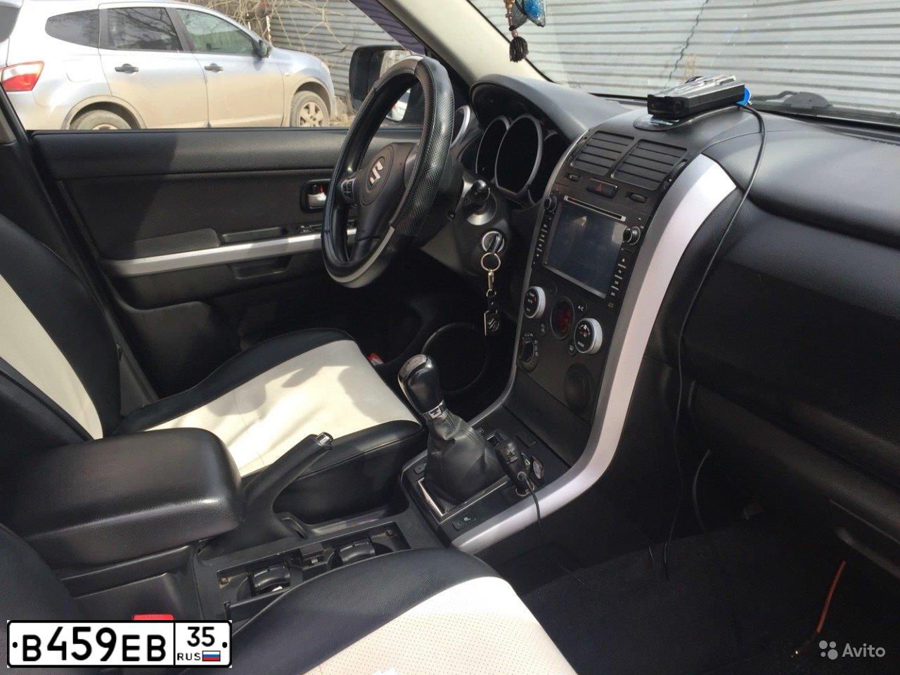 Фото автомобиля SUZUKI /GRAND/ VITARA, 2010 — госномер В459ЕВ35. Цвет: серебристый