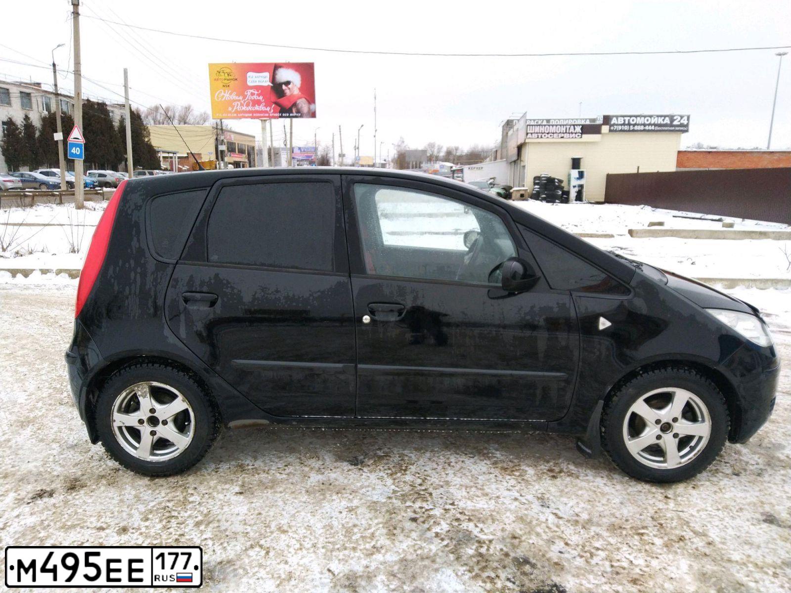 Фото автомобиля MITSUBISHI COLT, 2005 — госномер Х897ТК62. Цвет: ЧЕРНЫЙ