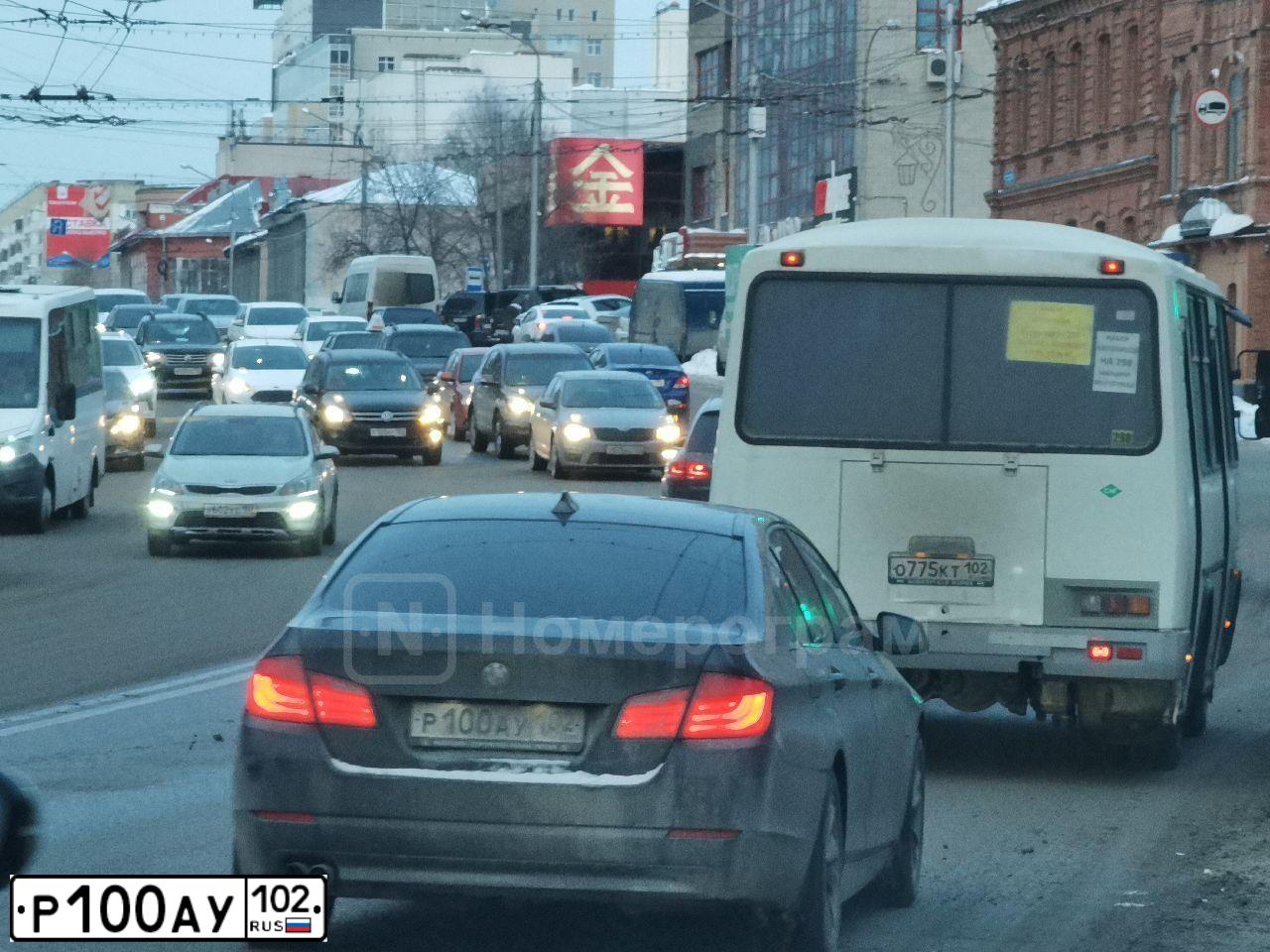 Фото автомобиля OPEL INSIGNIA, 2011 — госномер К020КВ702. Цвет: ТЕМНО-СЕРЫЙ