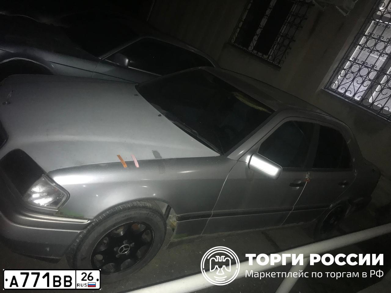 Фото автомобиля LADA 2109 SAMARA, 1998 — госномер А771ВВ26. Цвет: ЧЕРНЫЙ