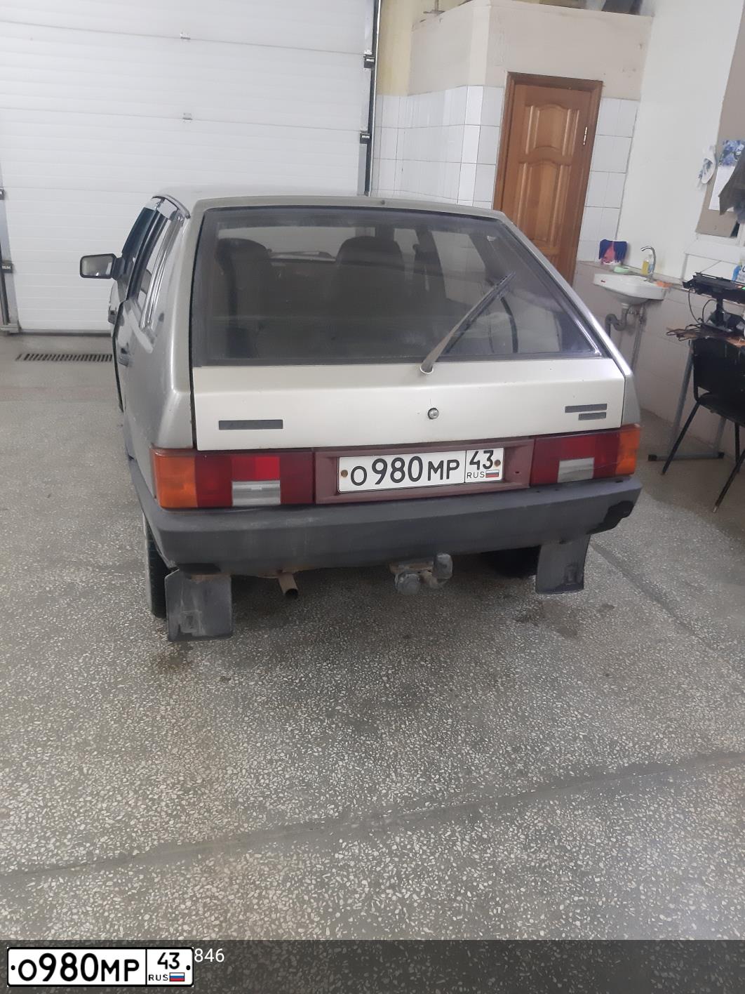 Фото автомобиля LADA 2109 SAMARA, 2002 — госномер О980МР43. Цвет: СЕРО-ЗЕЛЕНЫЙ