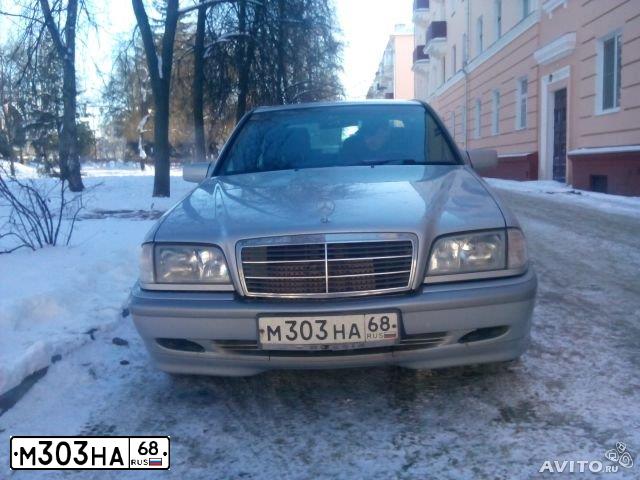 Фото автомобиля MERCEDES-BENZ C180, 1998 — госномер Р957ОС68. Цвет: СВЕТЛО-СЕРЫЙ