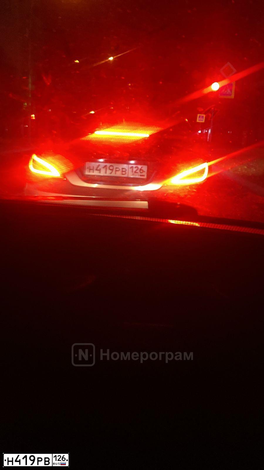 Фото автомобиля MERCEDES CLS-KLASSE, 2012 — госномер О258ОО199. Цвет: СЕРЫЙ