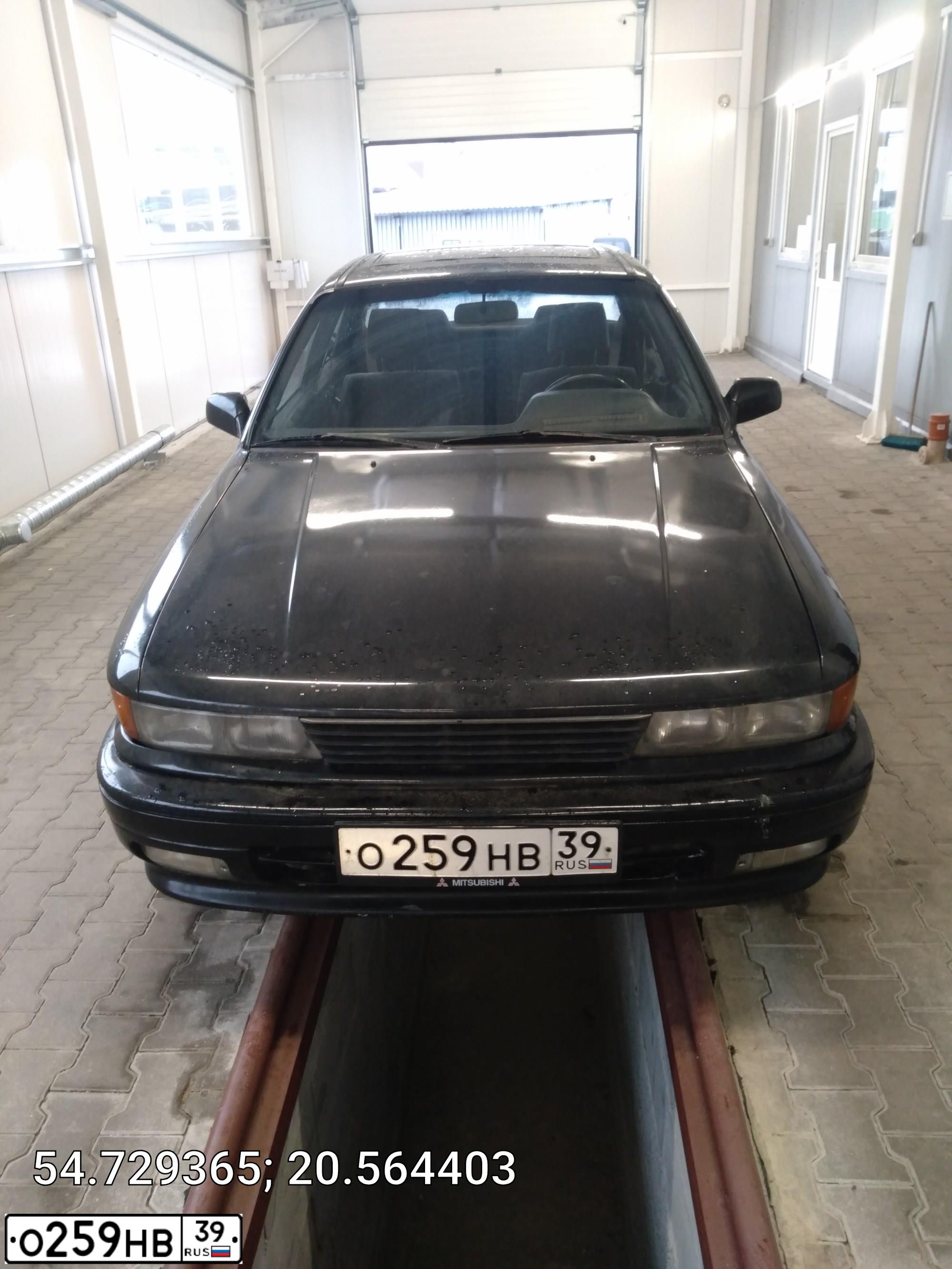 Фото автомобиля MITSUBISHI GALANT, 1991 — госномер О259НВ39