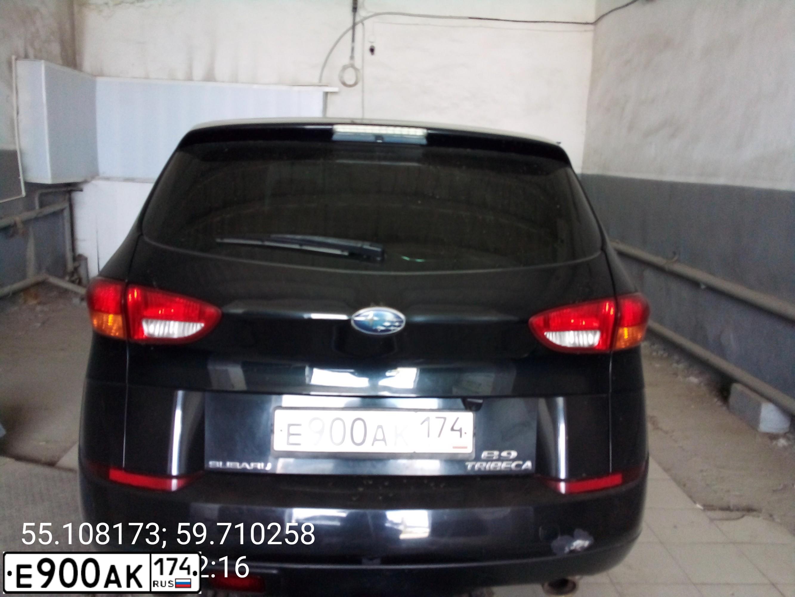 Фото автомобиля SUBARU B9 TRIBECA, 2007 — госномер Е900АК174. Цвет: ЧЕРНЫЙ