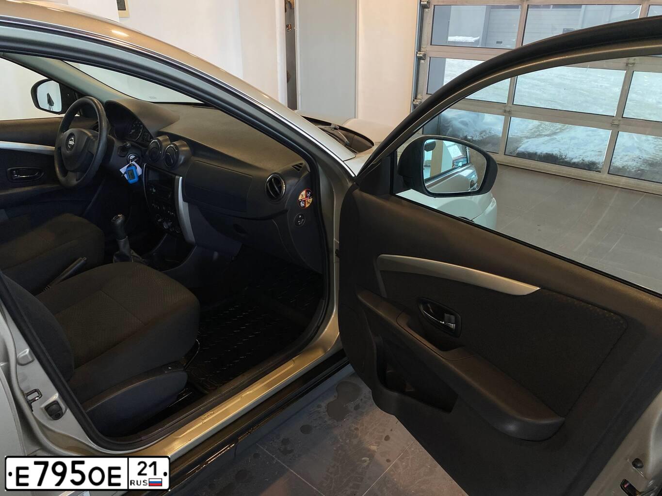 Фото автомобиля NISSAN ALMERA /AVTOVAZ/, 2015 — госномер К585УР123. Цвет: СЕРО-БЕЖЕВЫЙ