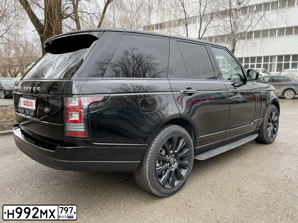 Фото автомобиля LANDROVER RANGE ROVER, 2013 — госномер У570МК198. Цвет: ЧЕРНЫЙ