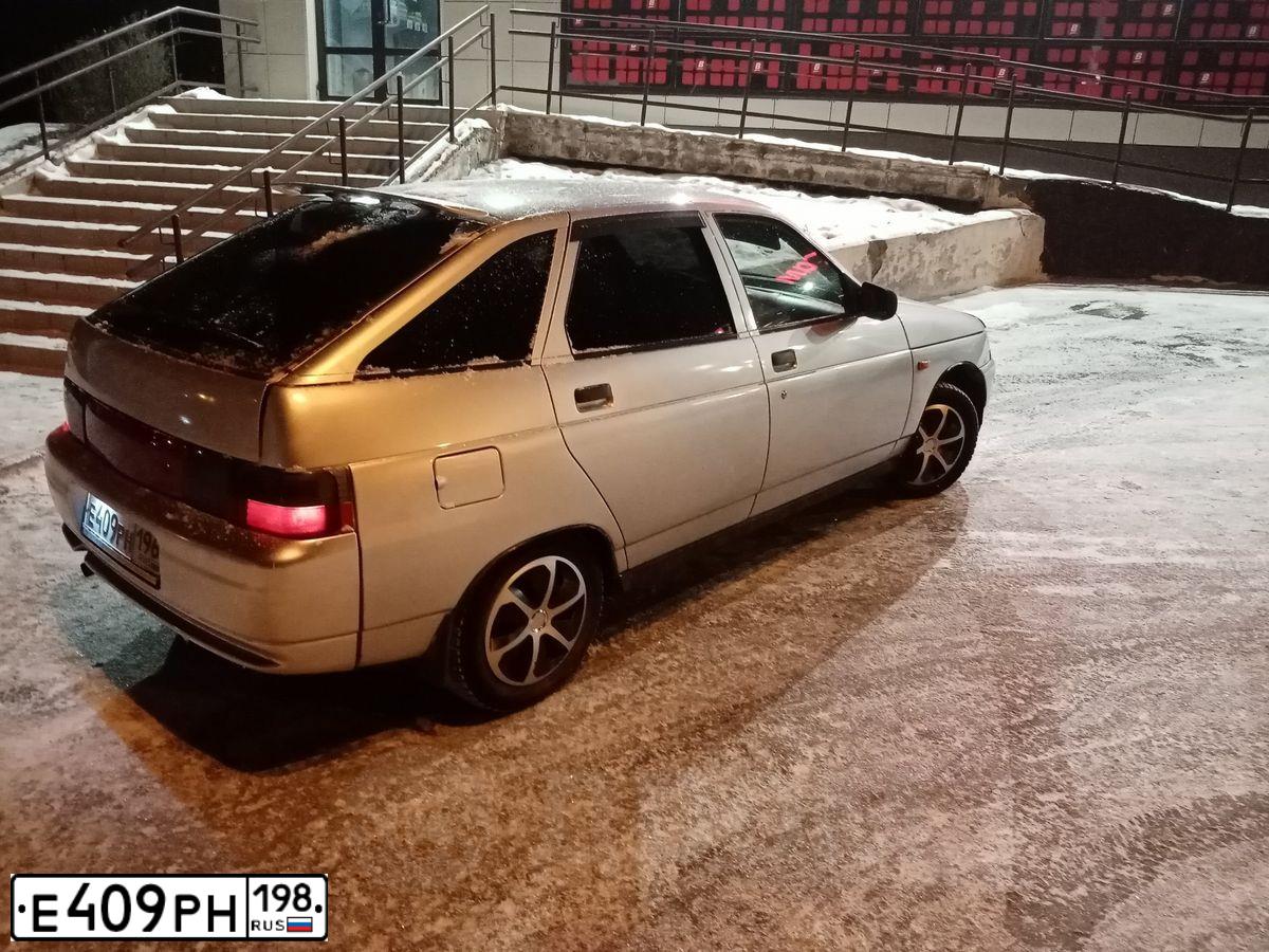 Фото автомобиля LADA 2170 PRIORA, 2013 — госномер Е316РО95. Цвет: сине-зеленый
