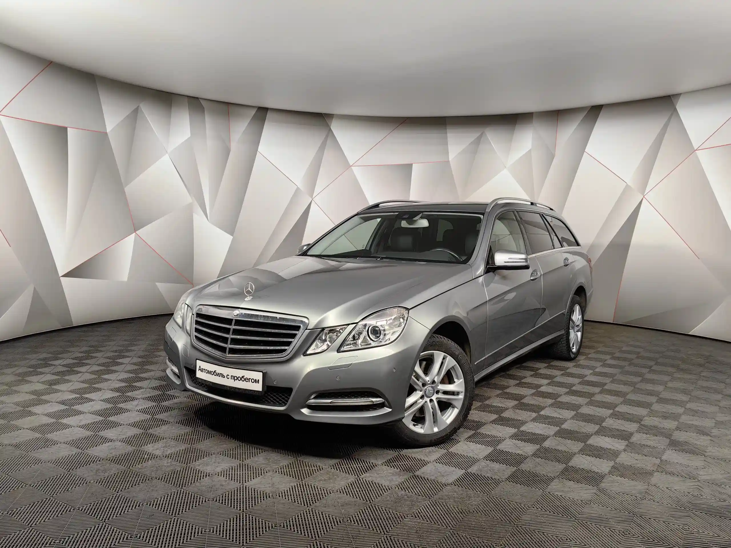 Фото автомобиля MERCEDES-BENZ E350, 2011 — госномер Т442СС58. Цвет: Серый