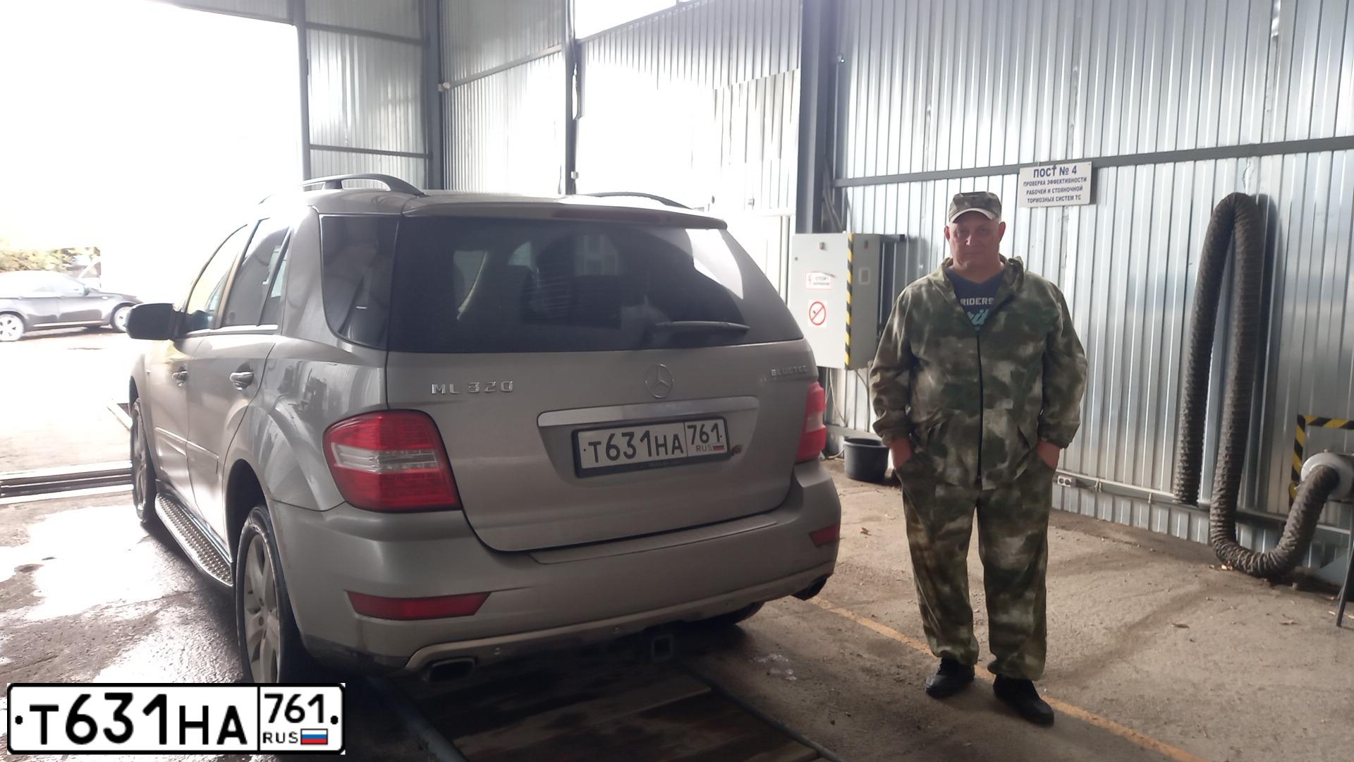 Фото автомобиля MERCEDES M-KLASSE, 2009 — госномер М430ОТ178. Цвет: СЕРЫЙ