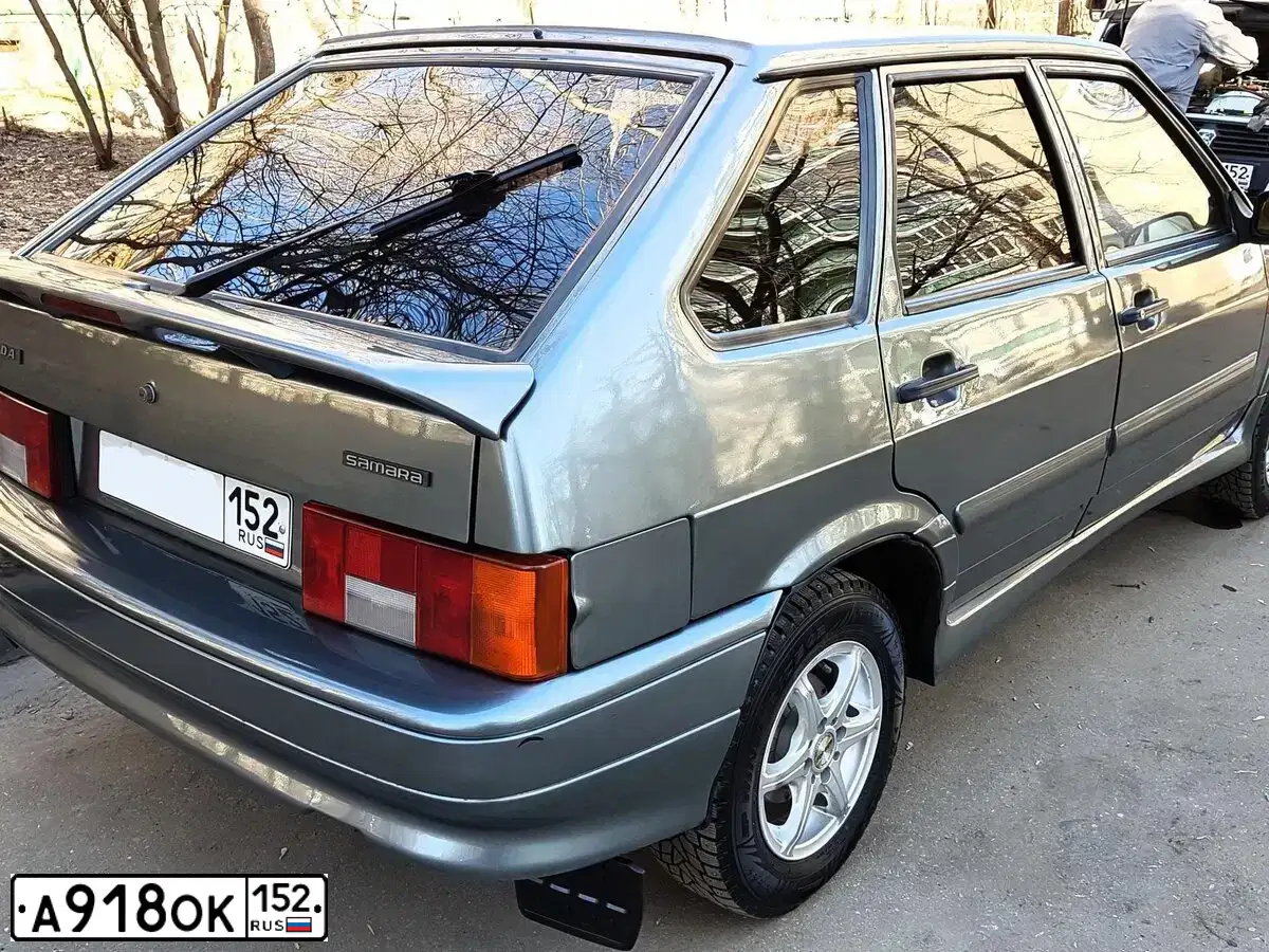 Фото автомобиля LADA 2114 SAMARA, 2009 — госномер А918ОК152. Цвет: СВЕТЛО-СЕРЫЙ