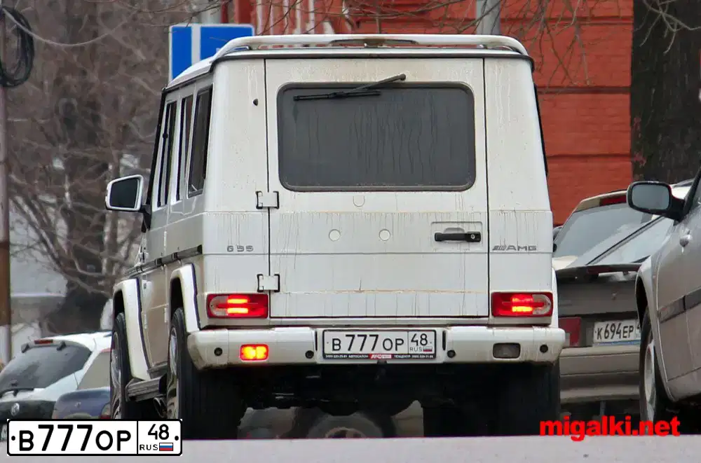 Фото автомобиля BMW X5, 2013 — госномер В777ОР48. Цвет: СИНИЙ ТЕМНЫЙ