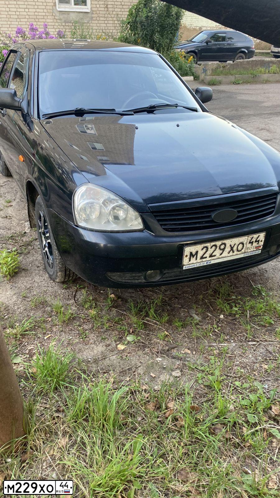 Фото автомобиля LADA 2172 PRIORA, 2008 — госномер М229ХО44. Цвет: ГРАФИТОВЫЙ МЕТАЛЛИК