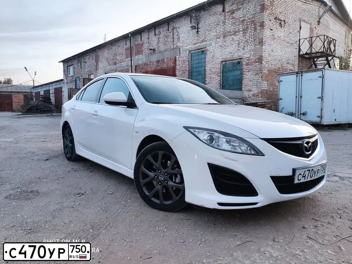Фото автомобиля MAZDA 6, 2011 — госномер С470УР750. Цвет: Белый