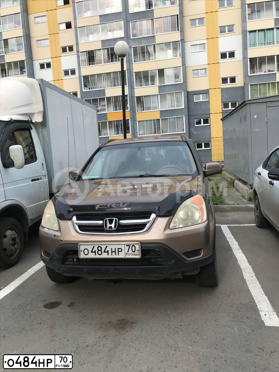 Фото автомобиля HONDA CR-V, 2002 — госномер О484НР70. Цвет: КОРИЧНЕВЫЙ