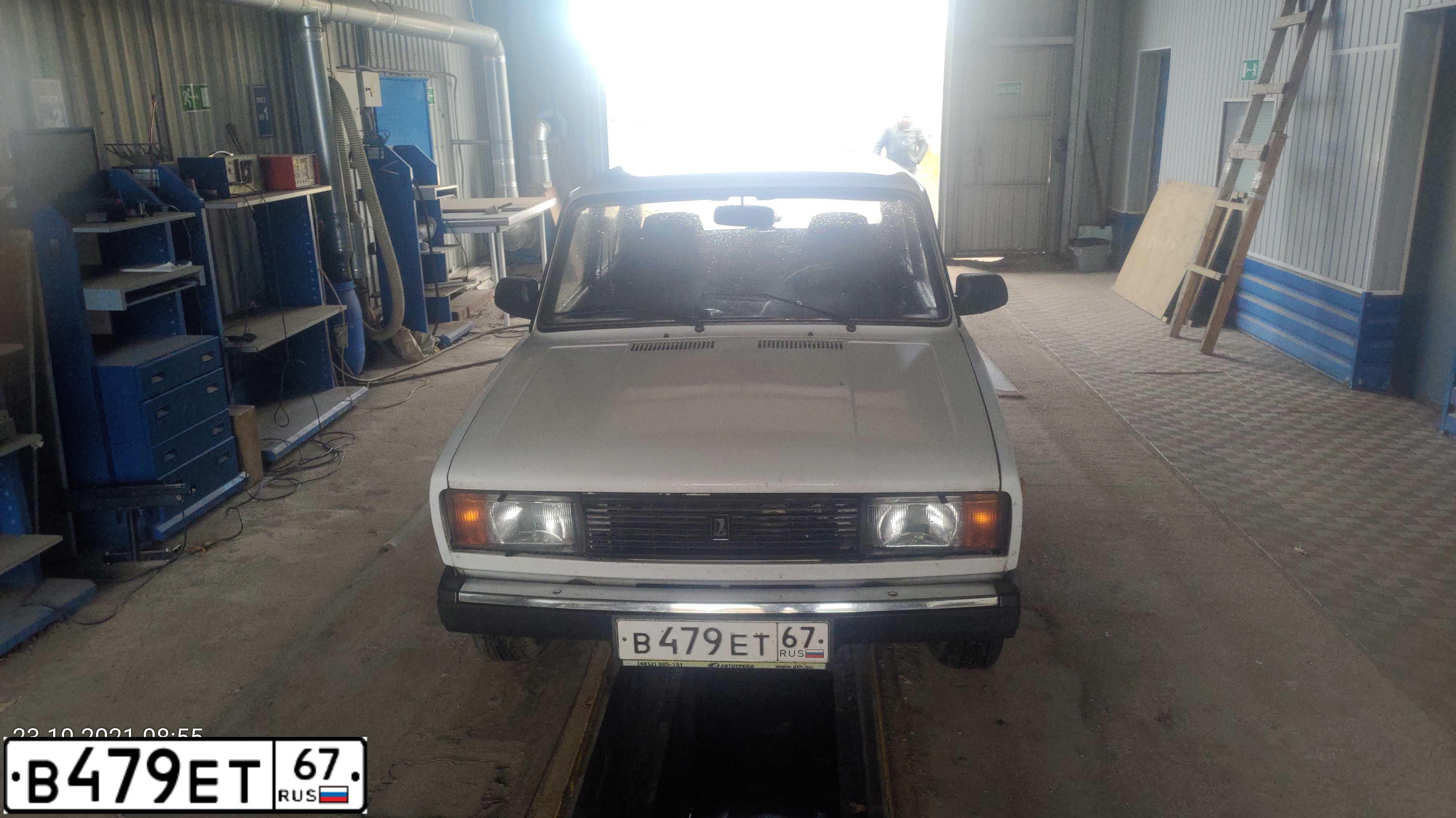 Фото автомобиля LADA 2108 SAMARA, 1998 — госномер В749ЕТ67. Цвет: СВЕТЛО-БЕЖЕВЫЙ