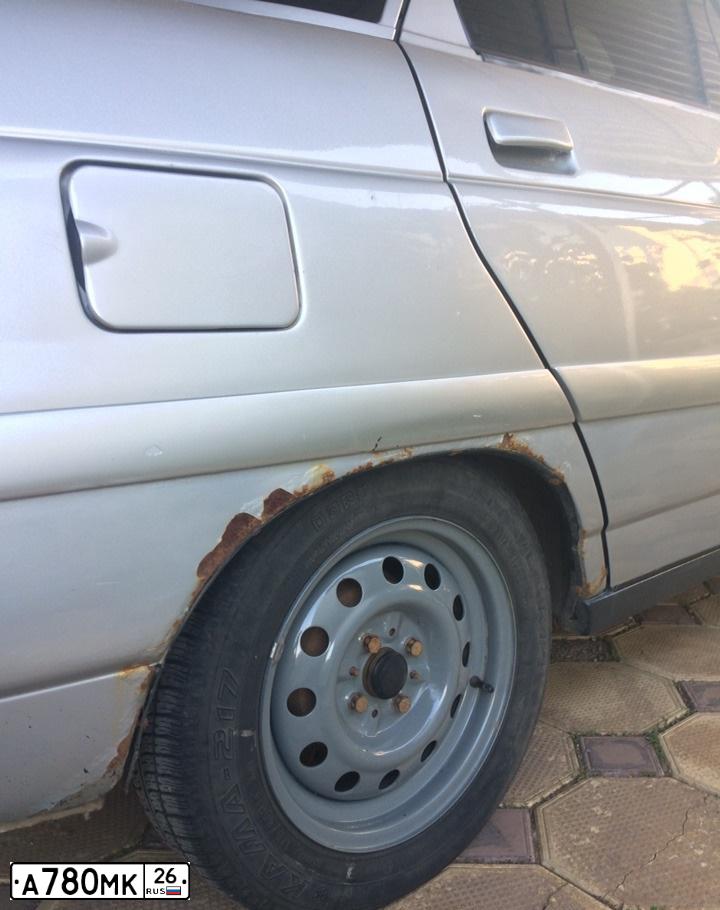 Фото автомобиля LADA 2110, 2003 — госномер Е163НА08. Цвет: СВЕТЛО-СЕРЕБ.МЕТАЛЛ
