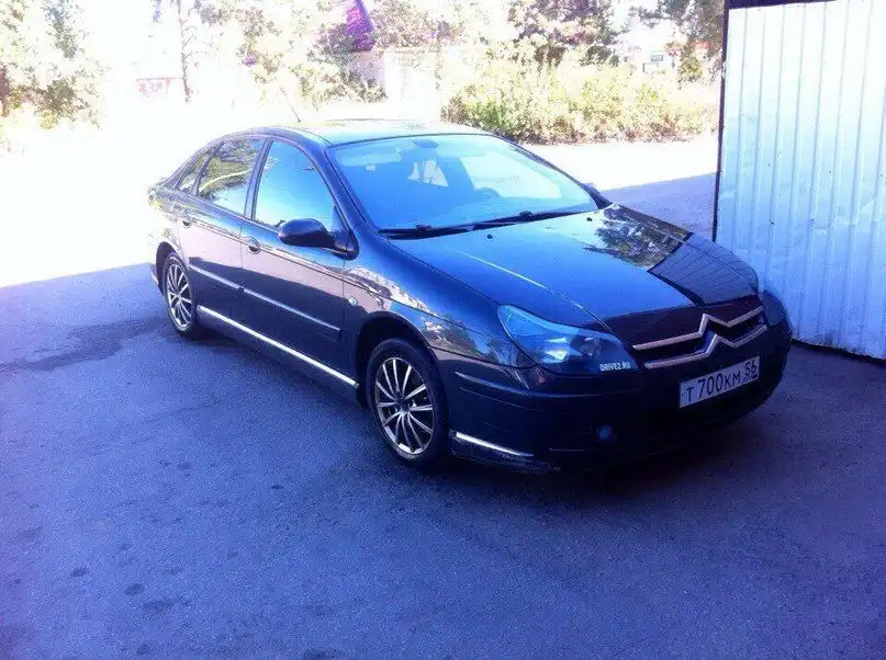 Фото автомобиля CITROEN C5, 2005 — госномер М595ОХ13. Цвет: ТЕМНО-СЕРЫЙ МЕТАЛЛИК