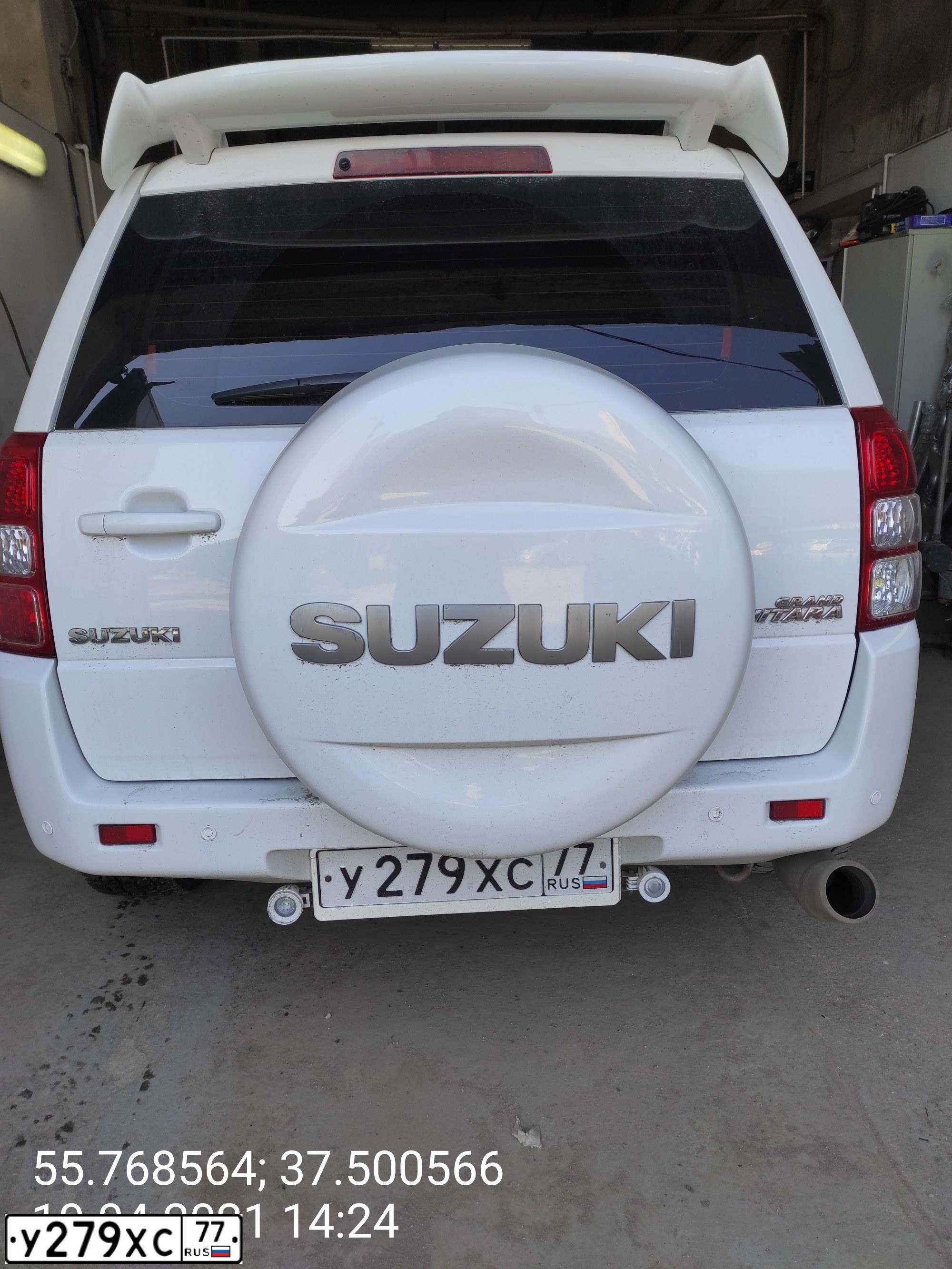 Фото автомобиля SUZUKI /GRAND/ VITARA, 2013 — госномер У279ХС77. Цвет: БЕЛЫЙ