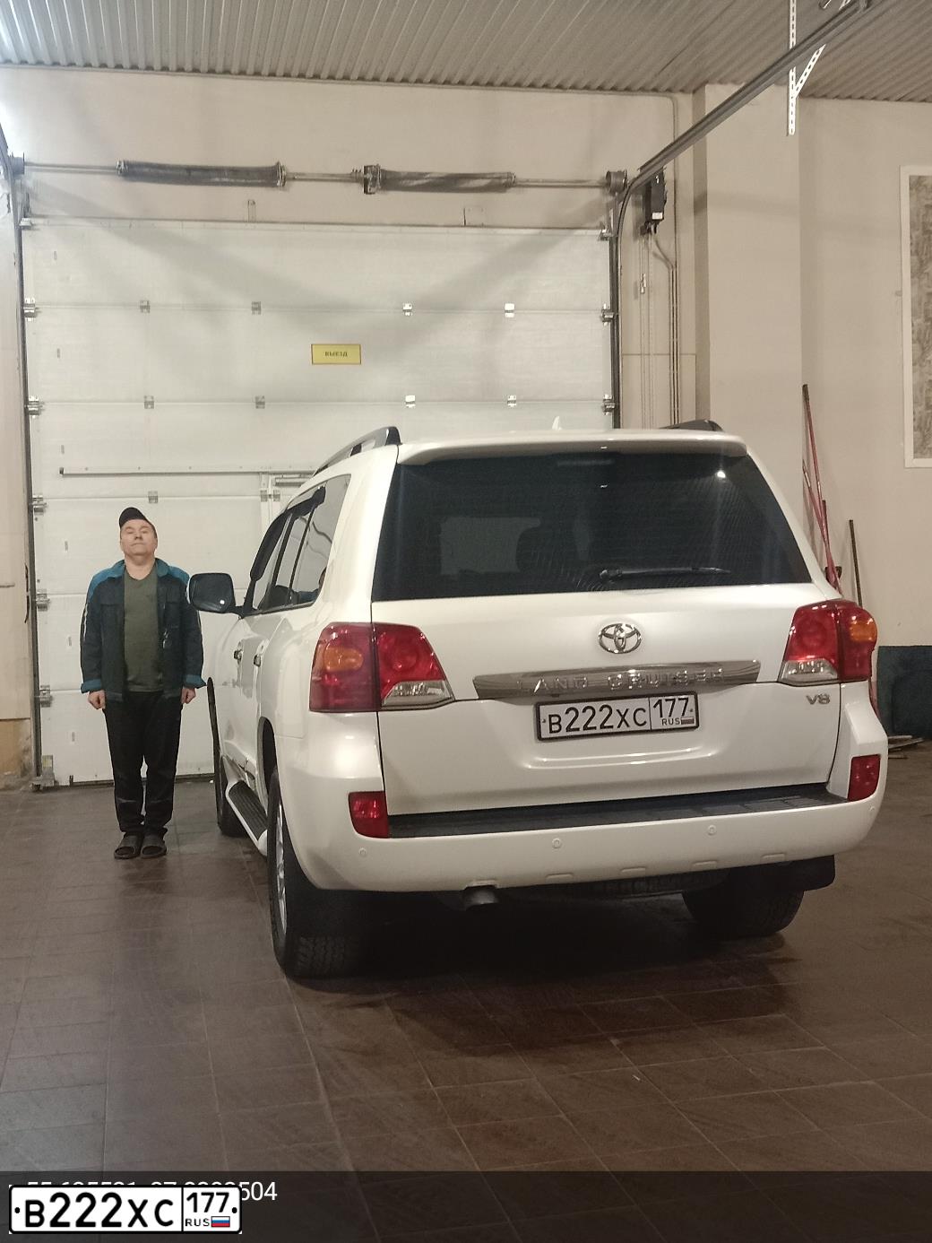 Фото автомобиля HONDA CR-V, 2008 — госномер В222ХС177. Цвет: ЧЕРНЫЙ