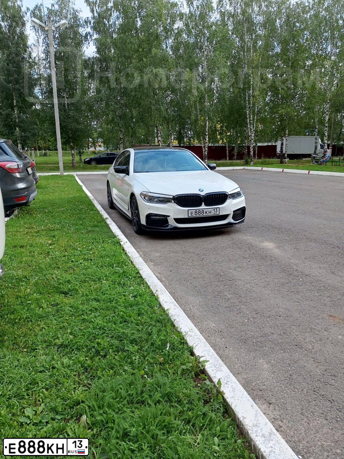 Фото автомобиля TOYOTA AVENSIS, 2007 — госномер Е888КН13. Цвет: Серебристый